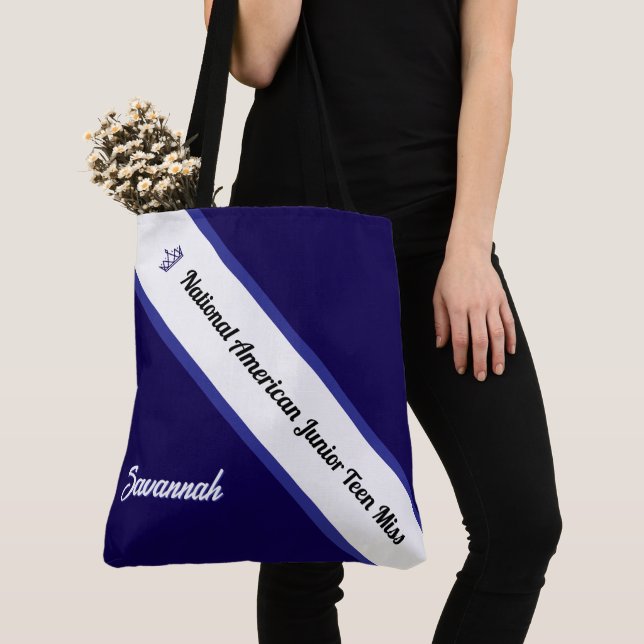 Pageant Essentials Custom Crown and Sash Tote Tygkasse (Närbild)