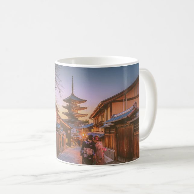 Pagoda i Dusk i Kyoto Japan Kaffemugg (Framsida höger)