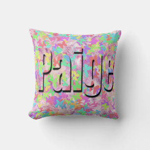 Paige, Girls Nome Logotyp på Pastel Butterflies Kudde