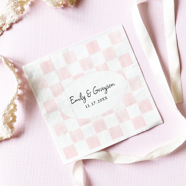 Painted Pink Checkerboard Pattern Wedding Pappersservett (Skapare uppladdad)