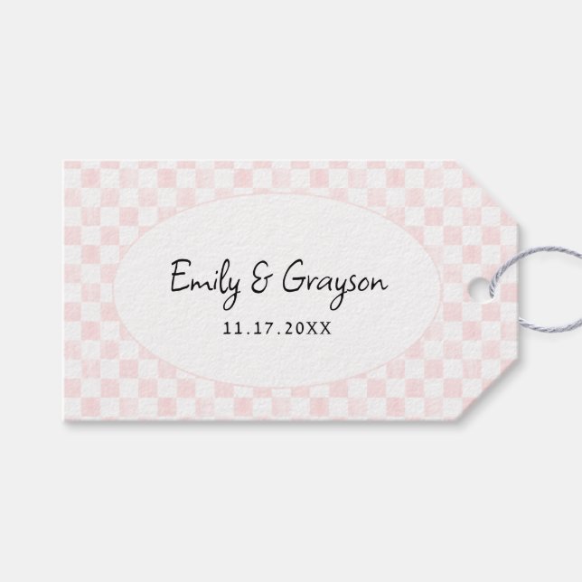 Painted Pink Checkerboard Pattern Wedding Presentetikett (Framsidan (Horisontell))