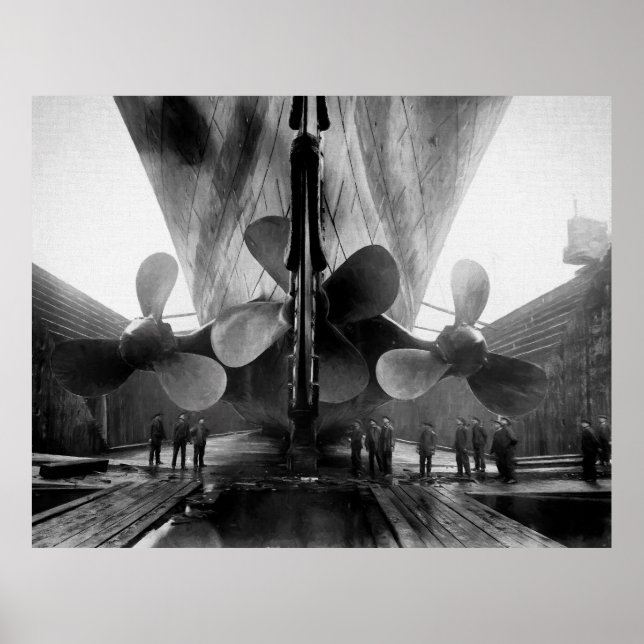 PAINTERLY TITANIC PROPS POSTER (Framsidan)