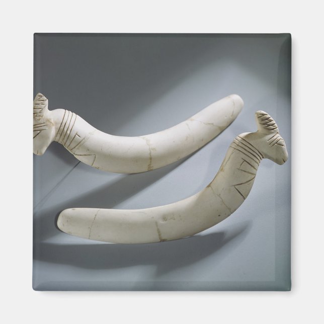 Pair of castanets, Thinite Period (hippopotamus iv Magnet (Framsidan)