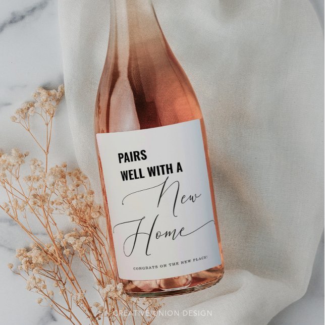 Pairs Well With A New Home Housewarming Gift Vinflaska Etikett (Skapare uppladdad)