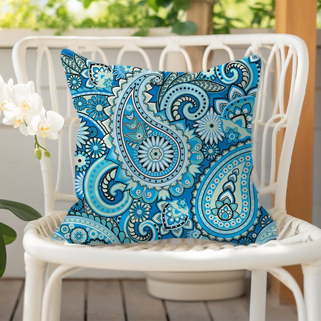 Paisley Floral Pattern Blue Kudde (Skapare uppladdad)