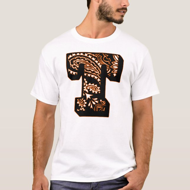 Paisley Monogram - T Tee Shirt (Framsida)