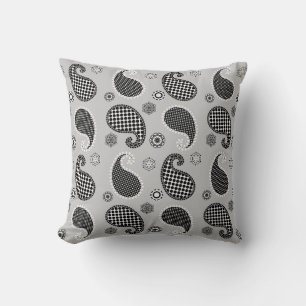 Paisley mönster, silver grått, svartvitt kudde
