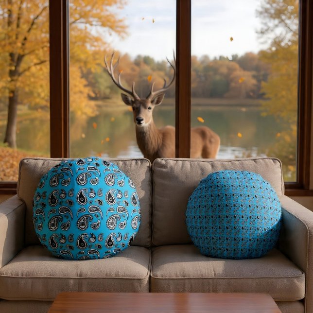 Paisley Playa Rund Kudde (Skapare uppladdad)