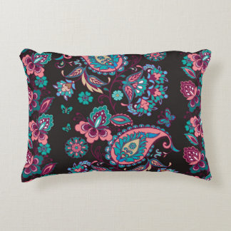 Paisley Rand: Black Decorative Seamless Prydnadskudde
