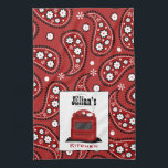 Paisley & Retro ugnpersonligkökshandduk Kökshandduk<br><div class="desc">En kökshandduk som presenterar en röd paisley design.  Personifiera med ditt namn ovanför den röda retro ugnen.</div>