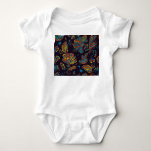 Paisley-vattenfärg: blommönstrets panel t shirt