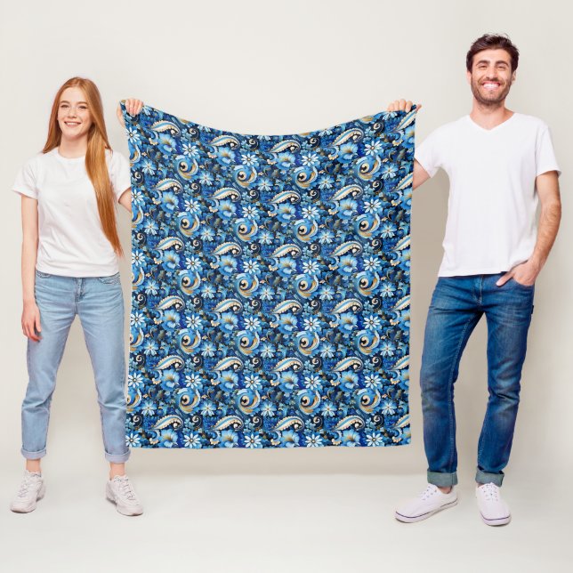 Paisleytryckt filt av fleece (På plats)