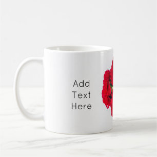 Paket med röda nejlikor kaffemugg