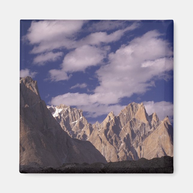 Pakistan, Baltoro Muztagh Range, Grand Cathedral Magnet (Framsidan)