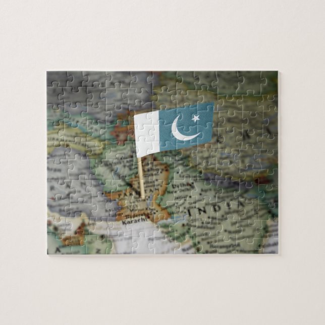Pakistan flagga i karta pussel (Horisontell)