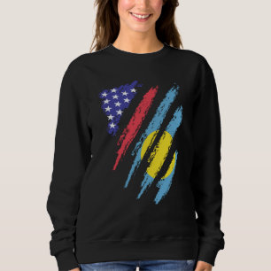 Palauansk-amerikansk patriotiskt odlat hjärta flag t shirt