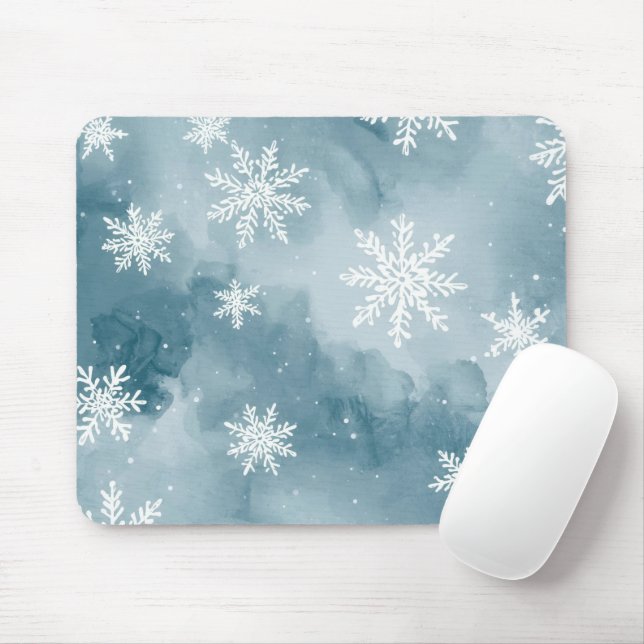 Pale Blue Snowflakes Watercolor Winter Musmatta (Med mus)
