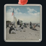 Palm Beach FL - den simma timmen Julgransprydnad Metall<br><div class="desc">Palm Beach FL - den simma timmen,  folkmassor på stranden - Palm Beach,  FL skapades i 1937. Detta avbildar visar platser från Palm Beach,  FL.</div>