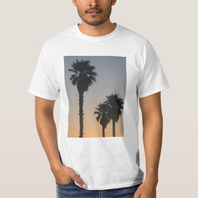 Palm Trees At Sunset T Shirt (Framsida)