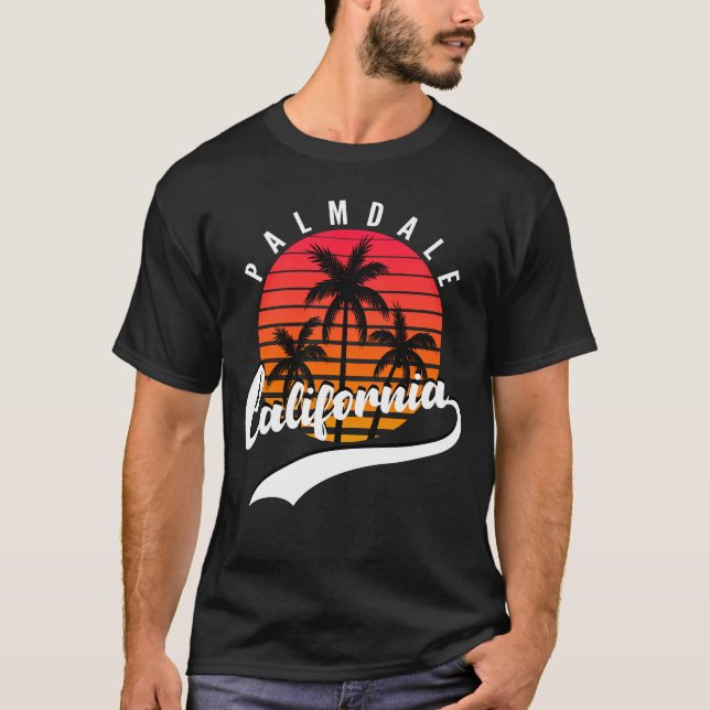 Palmdale, California Retro Sunset Manar mot Shirt T (Framsida)