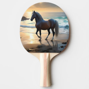 Palomino Horse på stranden. Pingisracket