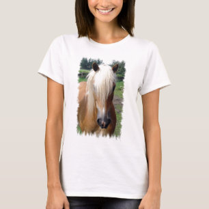 Palominoen inkvarterar den inpassade T-tröja för T-shirt