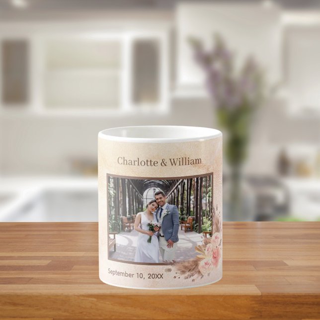 Pampas-gräs ro guld fotorosa blommigt bröllop kaffemugg (Skapare uppladdad)