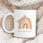 Pampas Grass Boho Rainbow Best Mamma någonsin Kaffemugg<br><div class="desc">Fira mamma med detta minimalistiska anpassningsbar kaffe mugg. I mugg finns en enkel pampas gräs boho-regnbåge med anpassningsbar. Texten kan ersättas med valfri formulering. Personlig mugg kommer att ge en underbar gåva till mammor födelsedag,  jul eller Mors dag. #bestmomever #momgifts</div>