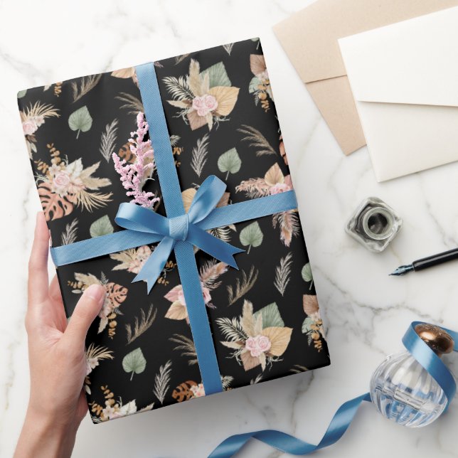 Pampas Grass & Flowers på Black Presentpapper (Gifting)