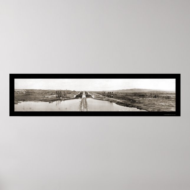 Panama Canal Locks Photo 1913 Poster (Framsidan)