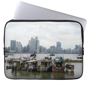 Panama City horisont med fiskebåtar Laptop Sleeve
