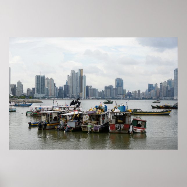 Panama City Skyline med fiskefartyg Poster (Framsidan)
