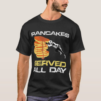 Pancakes betjänade hela Roligten Lineman Football  T Shirt