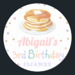 Pancakes och Pajamas Glitter Dot Star Kid Birthday Runt Klistermärke<br><div class="desc">Anpassa den här fantastisk-pancakes och Pajamas Glitter Dot Star Kid Birthday-etiketten med dina detaljer enkelt och snabbt. Alla texter är redigerbara! Om du vill ha en mer avancerad anpassning av den här designen väljer du bara knappen Anpassa den/Anpassa den här mallen ovan! Matchande objekt tillgängliga i samlingen!</div>