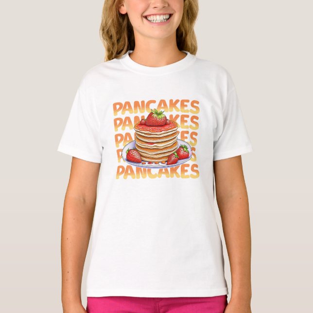 Pancakes Topped with Strawbär T Shirt (Framsida)
