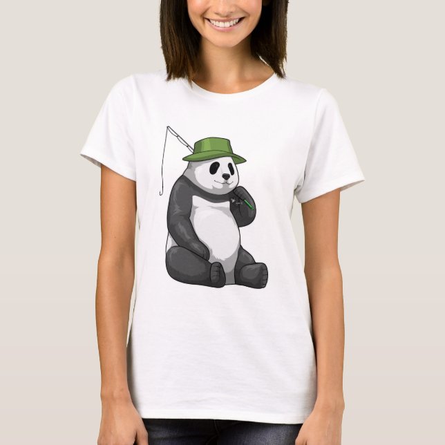 Panda at Fishing with Fishing Rod T Shirt (Framsida)