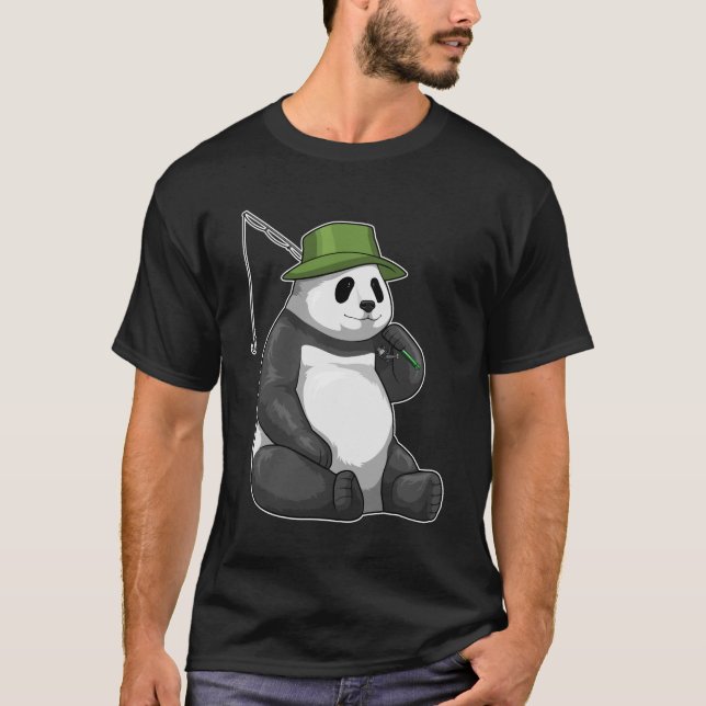 Panda at Fishing with Fishing Rod T Shirt (Framsida)