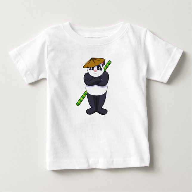 Panda at Stick match Martial Arts.PNG T Shirt (Framsida)