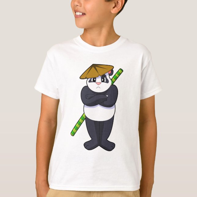 Panda at Stick match Martial Arts.PNG T Shirt (Framsida)
