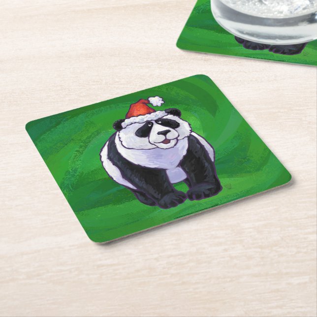 Panda Bear i Santa Hat på Grönt Underlägg Papper Kvadrat (Vinklad)