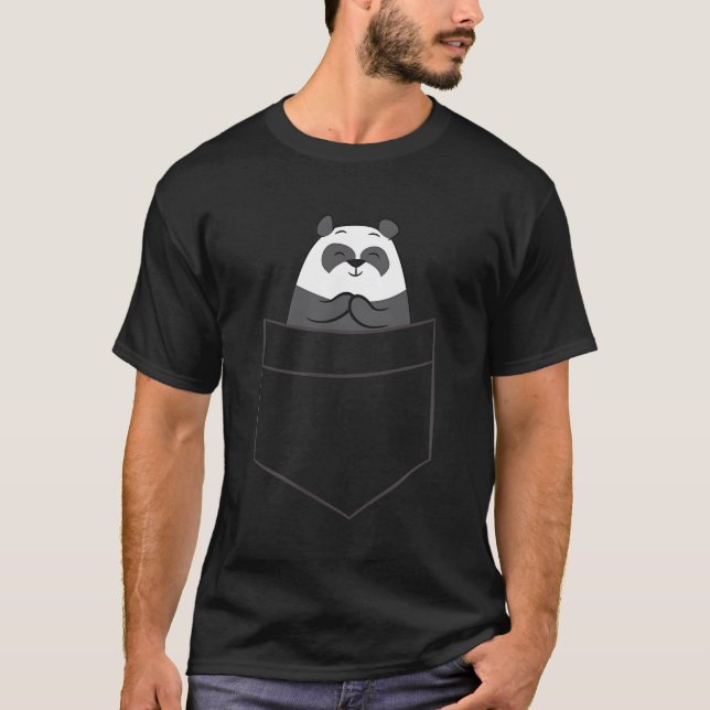 Panda Bear in a pocket panda in pocket T Shirt (Framsida)