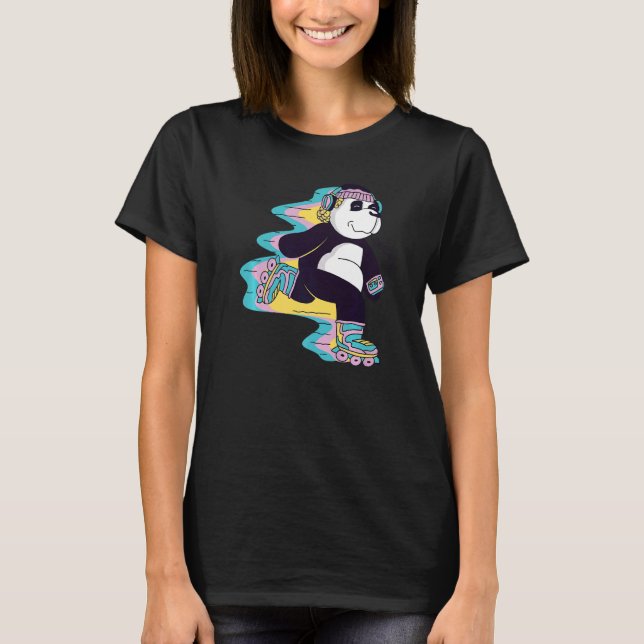 Panda Bear with Roller Skates for Skater and Bear T Shirt (Framsida)