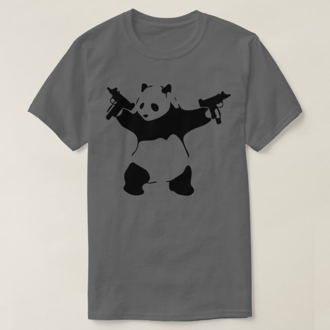 Panda Holding Maskin Guns Funny T Shirt (Design framsida)