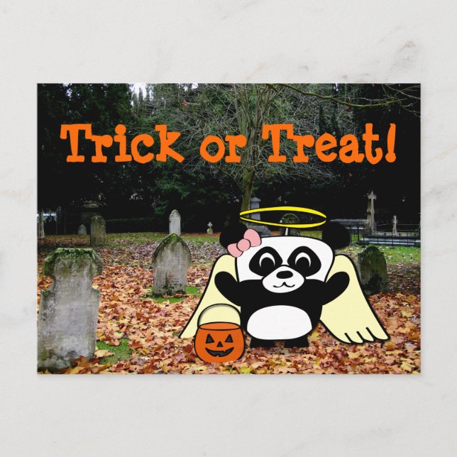 Panda i Angel Costume in Scary Graveyard Vykort (Framsida)