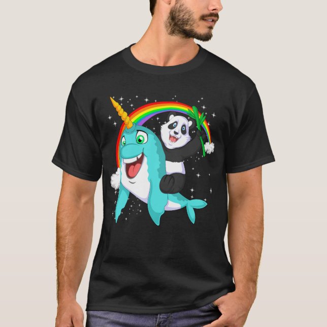 Panda ridnarwhal t shirt (Framsida)