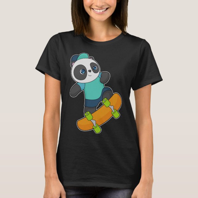 Panda Skater Skateboard T Shirt (Framsida)