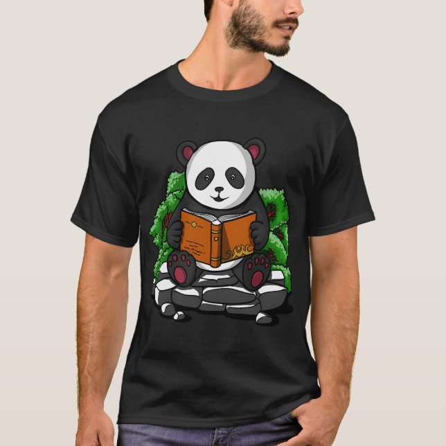 Panda som läser bok t shirt (Framsida)