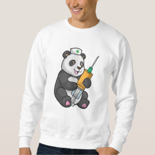 Panda som sjuksköterska med spruta lång ärmad tröja