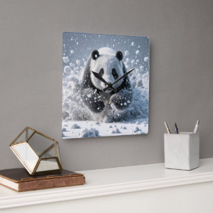 Panda som springer i snö fyrkantig klocka
