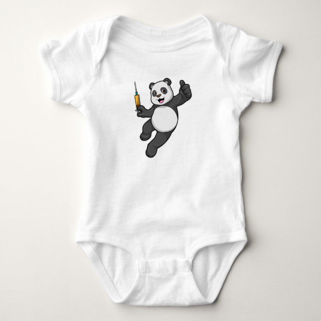Panda vid vaccination med spruta t shirt (Framsida)